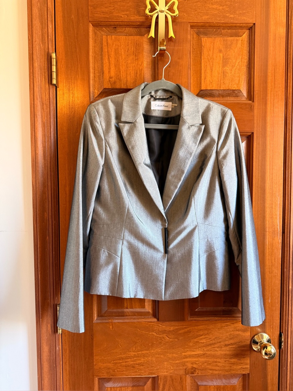 Calvin Klein Women’s Gray 2-Piece Skirt Suit Blazer & Pencil Skirt